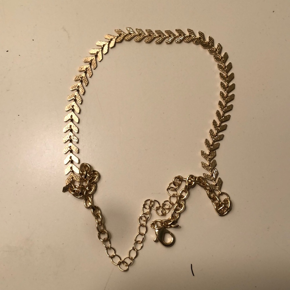 Gold Arrow Choker